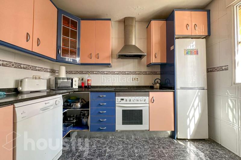 Foto a73a522e-c4ac-4928-8b17-b576e1a542c4. Casa en calle de arnedillo . en Montecarmelo Madrid