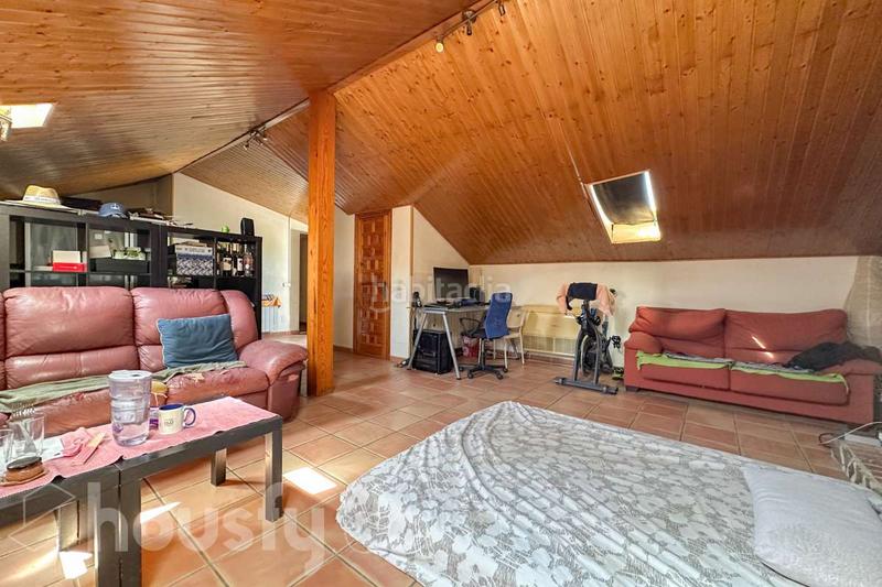 Foto b8e2b401-f27e-4707-a302-b2bb5bb7d4fa. Casa en calle de arnedillo . en Montecarmelo Madrid
