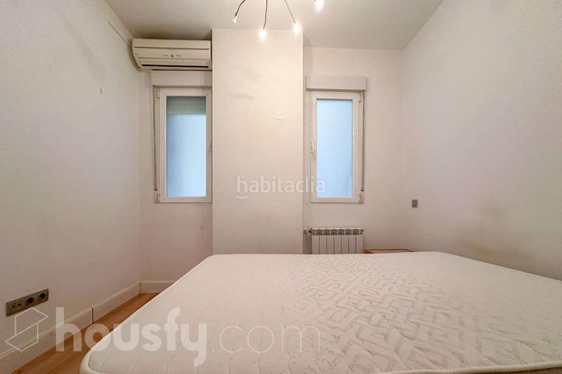 Foto 130223d9-7350-4980-9ebc-9d795d169f60. Appartamento in calle de santa engracia . in Ríos Rosas-Nuevos Ministerios Madrid
