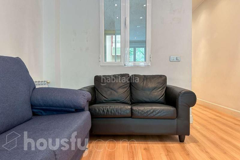 Foto a9a9fd22-2a81-4704-acb9-e008312551c9. Piso en calle de santa engracia . en Ríos Rosas-Nuevos Ministerios Madrid