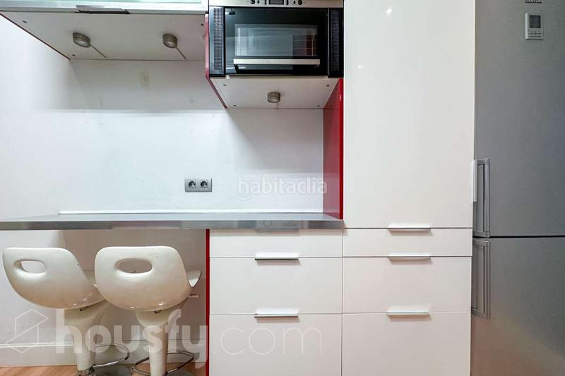 Foto af20cbd1-6012-478a-9f27-6d58e39b533b. Piso en calle de santa engracia . en Ríos Rosas-Nuevos Ministerios Madrid