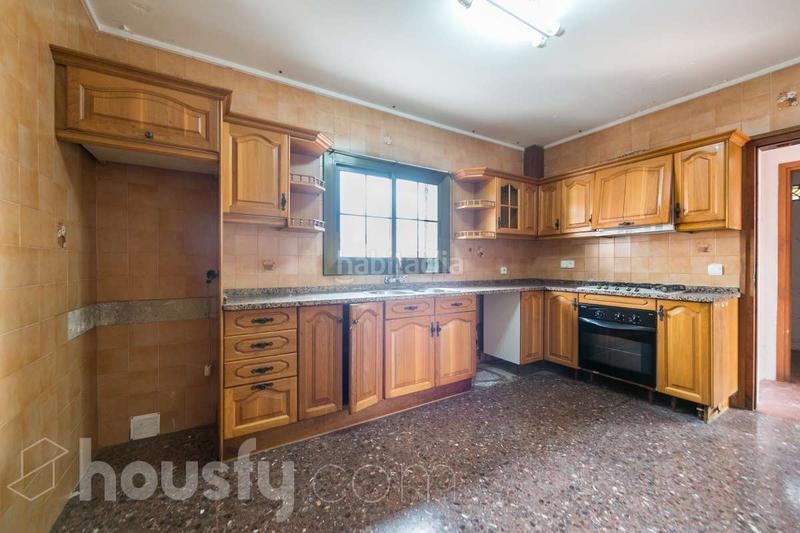 Foto c4de6dd4-5d71-44f5-a17d-882c1fec32a8. Maison dans carrer santa magdalena . dans Roda de Barà