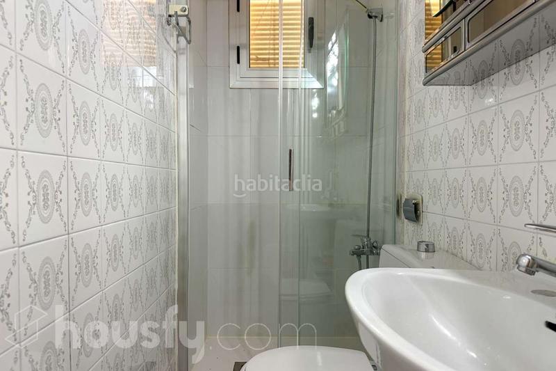 Foto e0d1b15d-4e65-4877-ab5e-64d106a19d57. Piso en av. San Fermín . en San Fermín Madrid