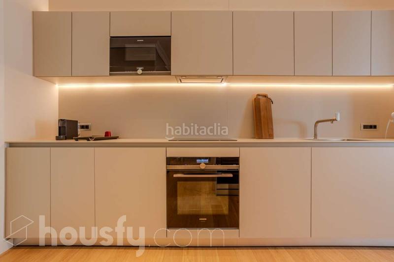 Foto 0adbc863-5f76-49f2-891b-b15847a6d0d8. Flat in passeig de colom . in Gòtic Barcelona