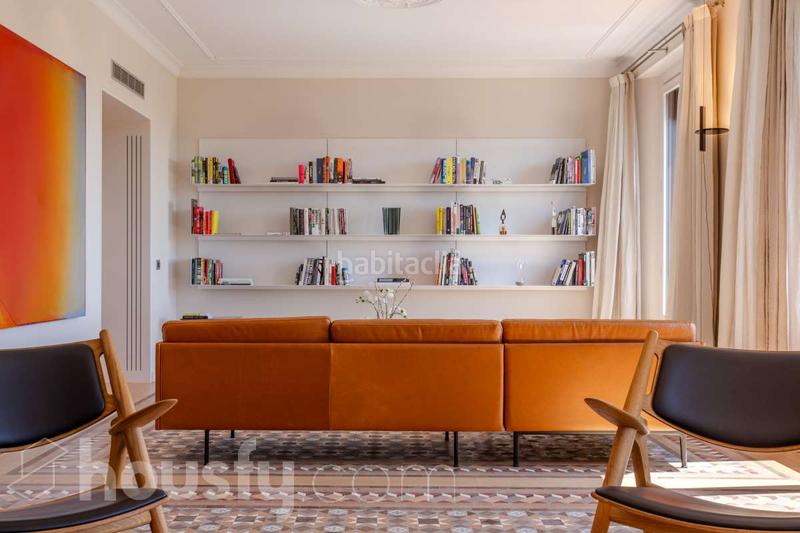Foto 2ca00d23-a976-4709-99e6-49409ea354d8. Flat in passeig de colom . in Gòtic Barcelona