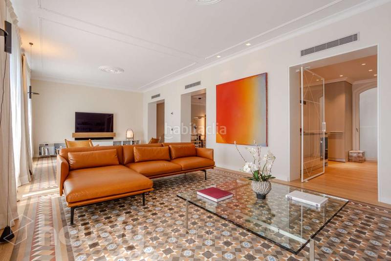 Foto 8379e156-32b3-4475-a231-c0aba0735c6a. Flat in passeig de colom . in Gòtic Barcelona