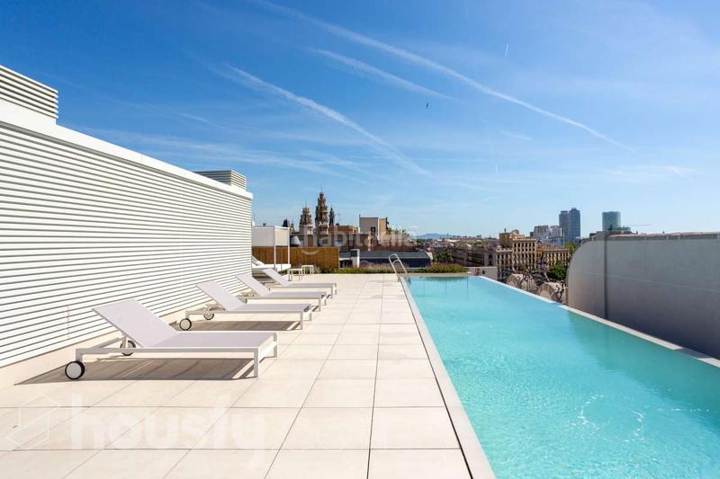 Foto 8b5f816b-2b22-4254-8258-da397b86e9dd. Flat in passeig de colom . in Gòtic Barcelona