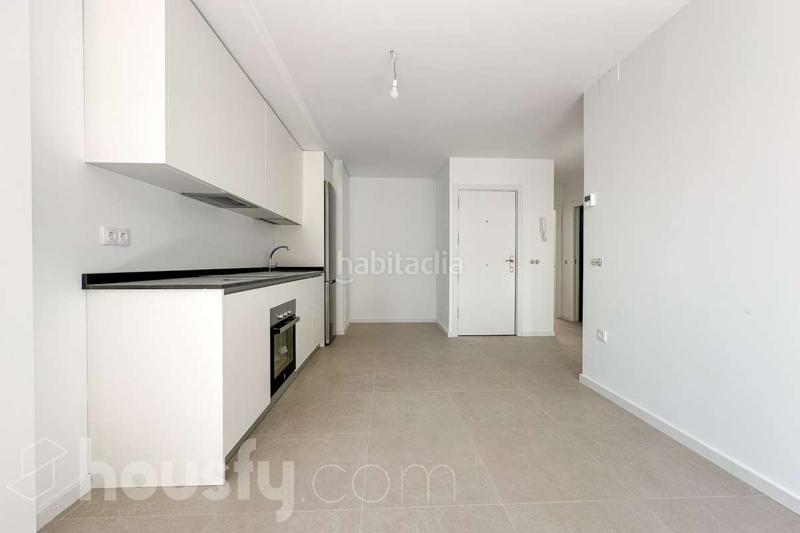 Foto 4fa759f5-23c2-4bef-b1a5-795b97571ee4. Piso en calle del labrador . en Acacias Madrid