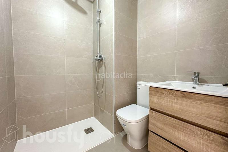 Foto 88ad0800-9d4e-4bec-bbe8-bd85acd755f7. Piso en calle del labrador . en Acacias Madrid