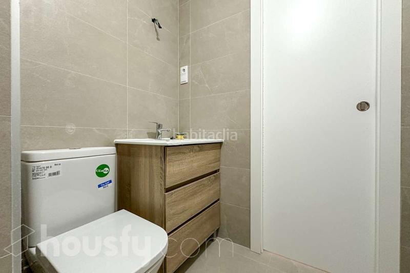 Foto cd497831-3ffd-4300-99c0-40f94ca0c665. Piso en calle del labrador . en Acacias Madrid