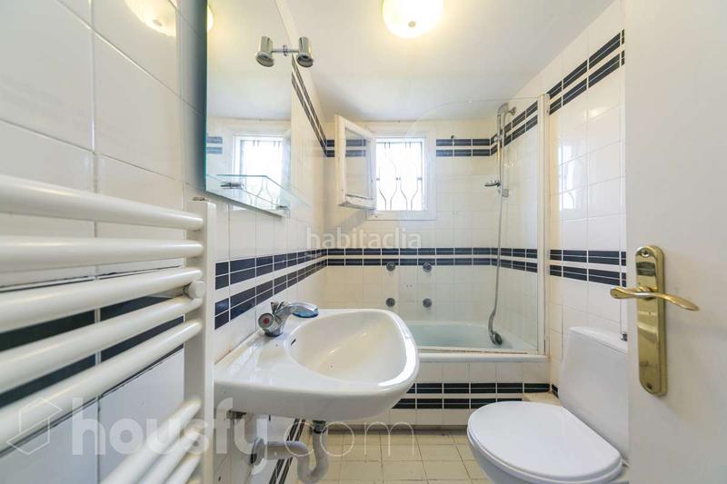 Foto b1142bac-748e-49ce-9515-7f238f124468. Chalet en pz vall de la llacuna . en Llacuna (La)