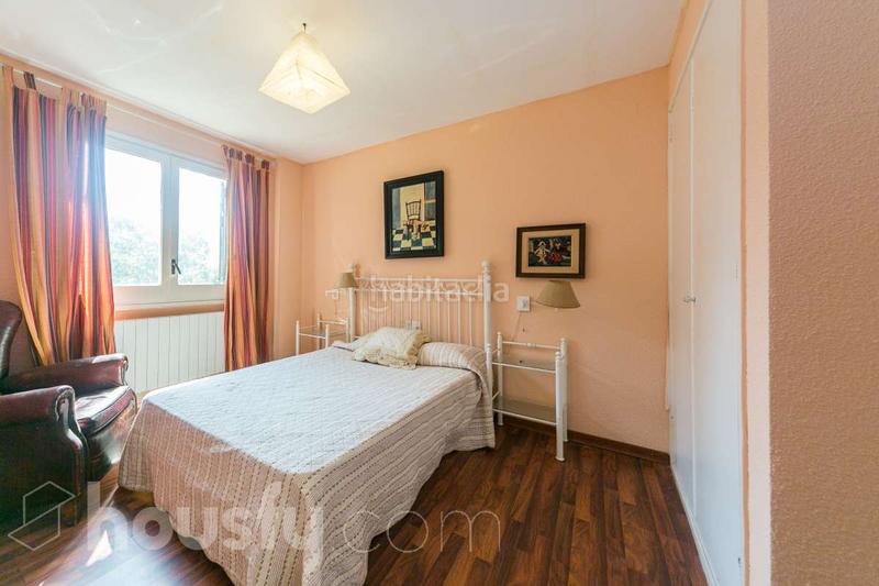 Foto f7aecd4b-1091-4603-802a-5905b0b6ec99. Chalet en pz vall de la llacuna . en Llacuna (La)