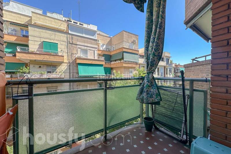 Foto 0c1bf526-a795-461b-93b4-f2a9c9bc26c1. Etagenwohnung in calle de valderribas . in Pacífico Madrid