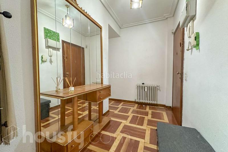 Foto 7d37d7c2-b2cf-45d7-ae75-0727aeae53f8. Etagenwohnung in calle de valderribas . in Pacífico Madrid