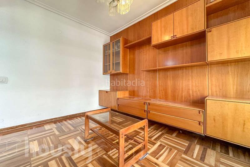 Foto bf4b0f75-c61c-4883-bb72-6602660f58c0. Etagenwohnung in calle de valderribas . in Pacífico Madrid