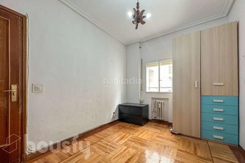 Foto 020f4fb8-ca83-4ebc-b46e-aa94b46786b0. Piso en calle de valderribas . en Pacífico Madrid