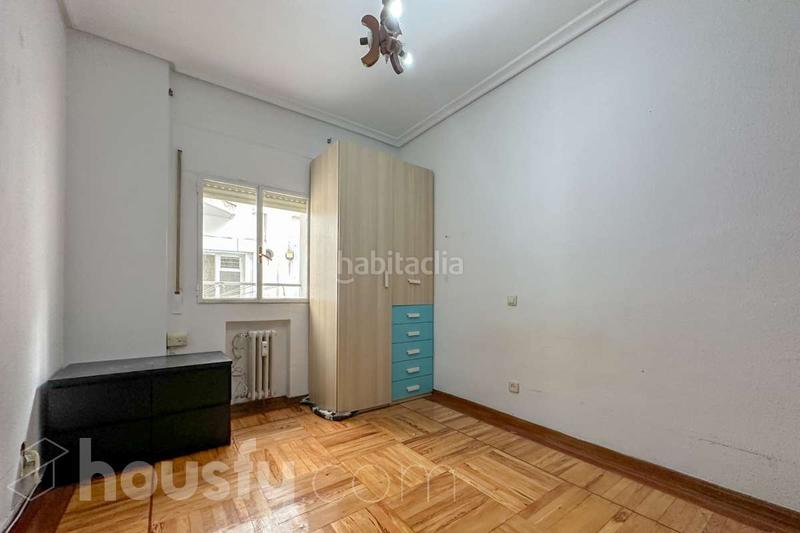 Foto cce15a68-dc7b-49a0-bc44-12ca3928db28. Piso en calle de valderribas . en Pacífico Madrid