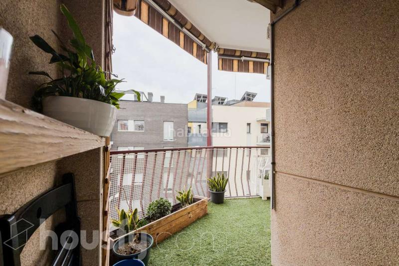 Foto 3113593d-451d-4fde-abf2-c598168fa436. Appartement dans avinguda d'alfons xiii . dans Progrés - Pep Ventura Badalona