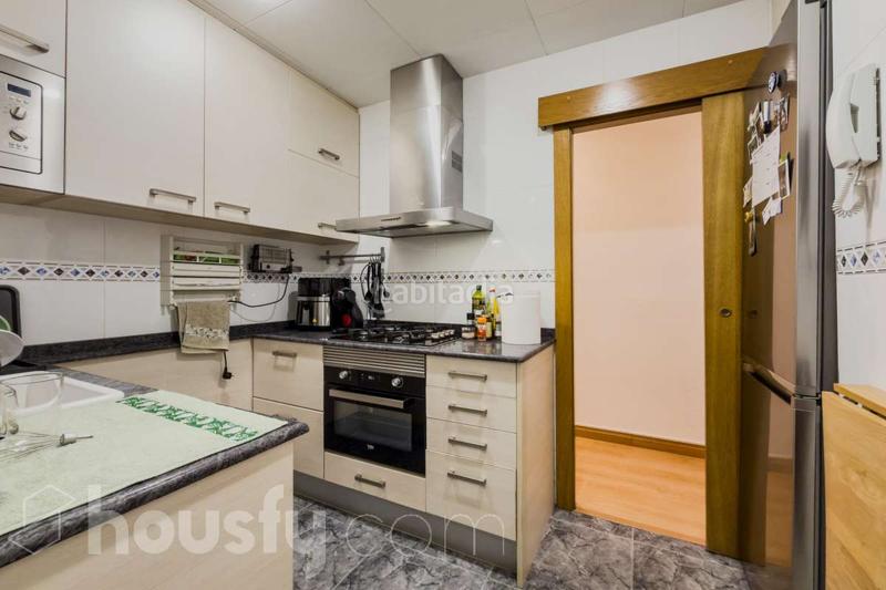 Foto 5d0b4fd0-63ca-4506-a252-3d0e8a174c1c. Appartement dans avinguda d'alfons xiii . dans Progrés - Pep Ventura Badalona