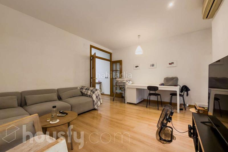 Foto fdf9f5a5-134b-4813-ab86-89004e6bd97d. Appartement dans avinguda d'alfons xiii . dans Progrés - Pep Ventura Badalona