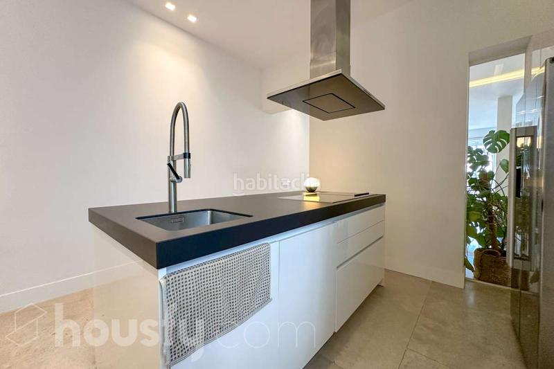 Foto d39d9d9d-9c97-4757-9ff7-78aa98488707. Piso en cl. fuencarral . en Justicia-Chueca Madrid