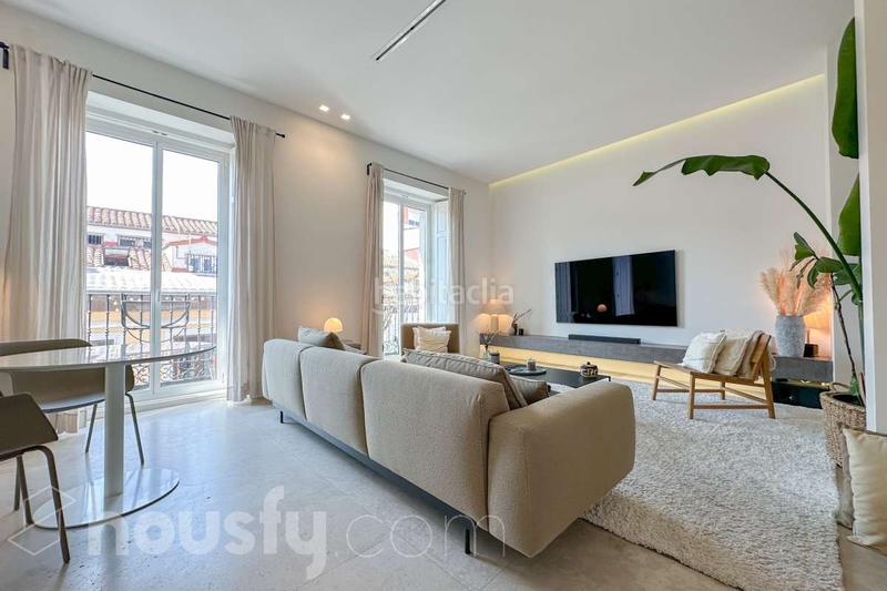 Foto f64b96b1-8f66-4df9-ae9f-17d6088cfb7e. Piso en cl. fuencarral . en Justicia-Chueca Madrid