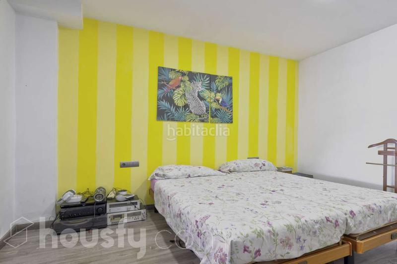Foto d73375c7-09c6-4934-8340-ece64dee43a3. Casa pareada en carrer de lleó . en Ca n´Oriol Rubí