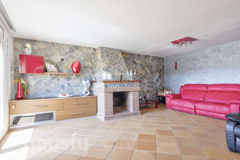Foto 92a30d93-3a77-4047-9cec-a9491b9b6f40. Maison jumelée dans carrer de lleó . dans Ca n´Oriol Rubí