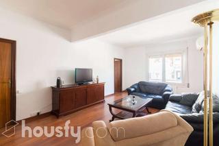 Appartement à Carrer de rosalia de castro .