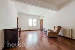 Appartement à Carrer de rosalia de castro .