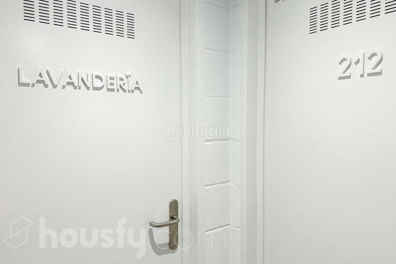 Foto 06bba8d3-e695-47ca-8138-5bc2f05ccd69. Appartement dans calle javier ferrero . dans Ciudad Jardín Madrid