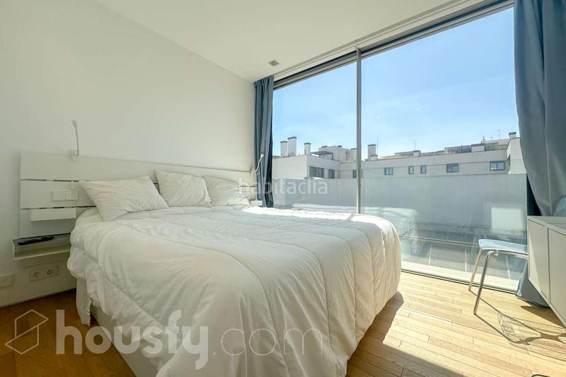 Foto a8da7bbf-8a57-434a-bcb2-2c27bdf7e6de. Appartement dans calle javier ferrero . dans Ciudad Jardín Madrid