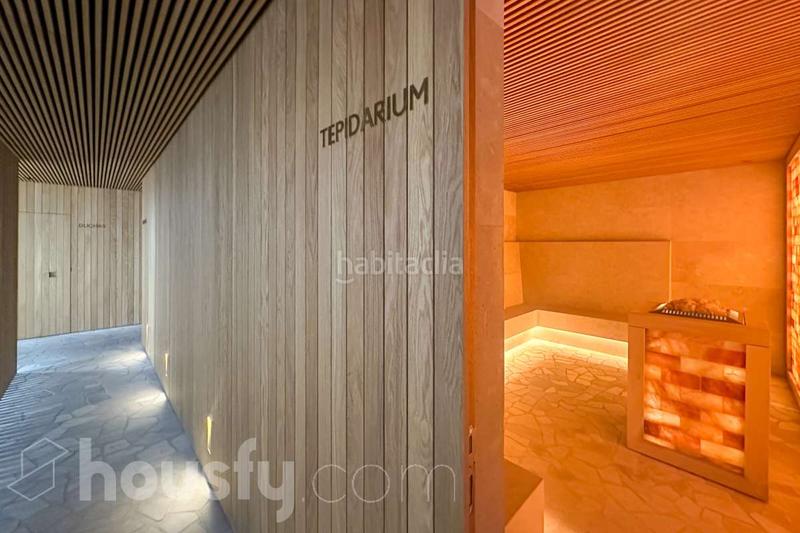 Foto f65d8c47-b405-4bde-85a3-72e3a6e02c19. Appartement dans calle javier ferrero . dans Ciudad Jardín Madrid