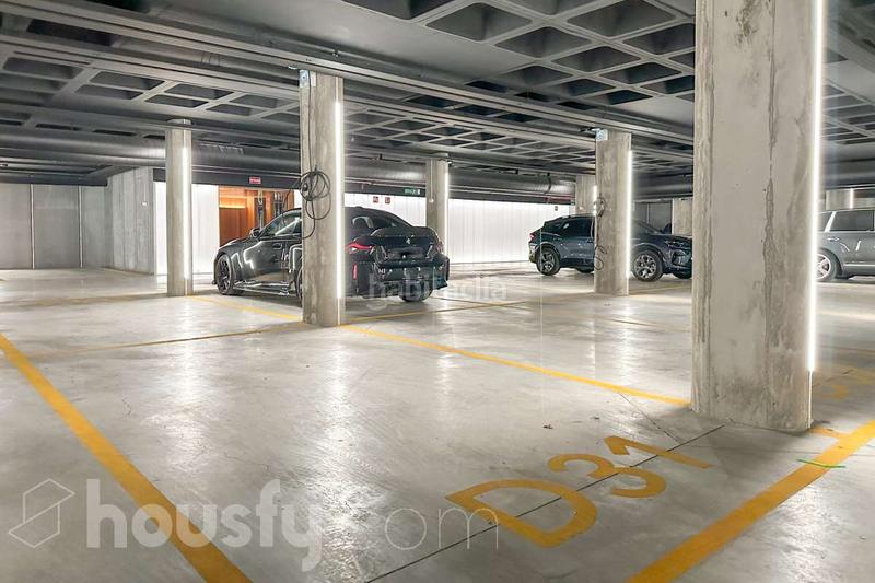 Foto 4e6ca9c4-e749-459c-a002-9d8da12d7ab9. Piso en calle javier ferrero . en Ciudad Jardín Madrid