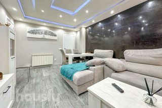 Pis a Cl. monte montjuich .