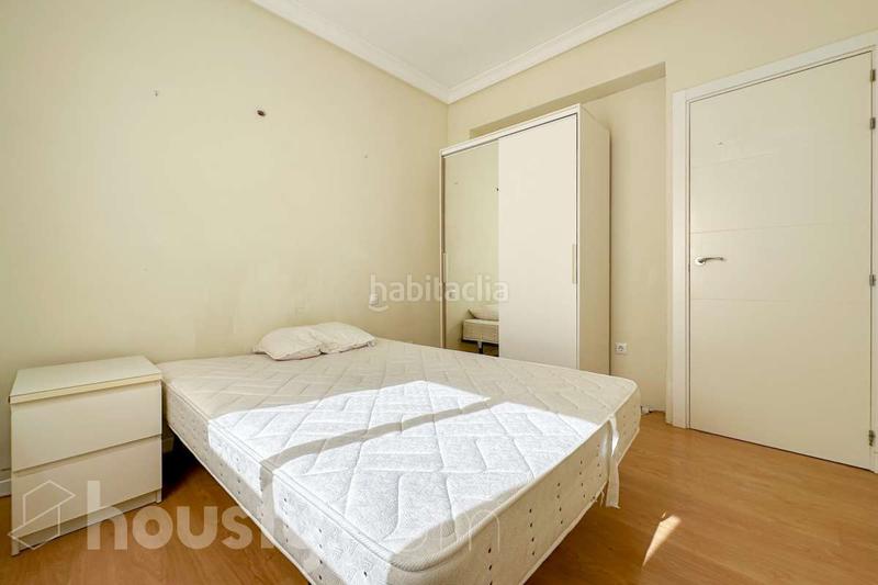 Foto 2a5b9f72-4378-42cd-b5bb-8e38b6000d37. Appartamento in c. rosario romero . in Almenara-Ventilla Madrid