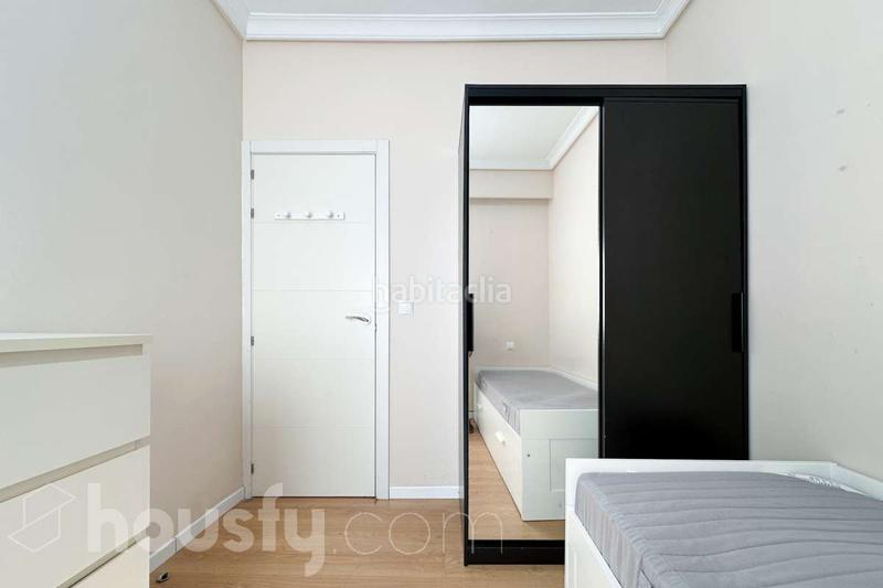 Foto b39cf1cc-b99f-4977-afc6-064920da4370. Appartamento in c. rosario romero . in Almenara-Ventilla Madrid