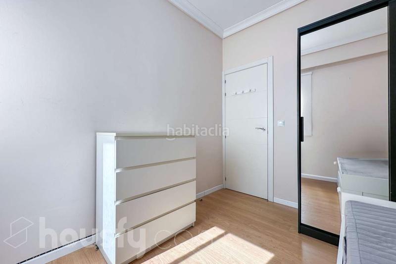 Foto 4ab931d0-560f-41cc-8e09-2ae4fd311570. Appartement dans c. rosario romero . dans Almenara-Ventilla Madrid
