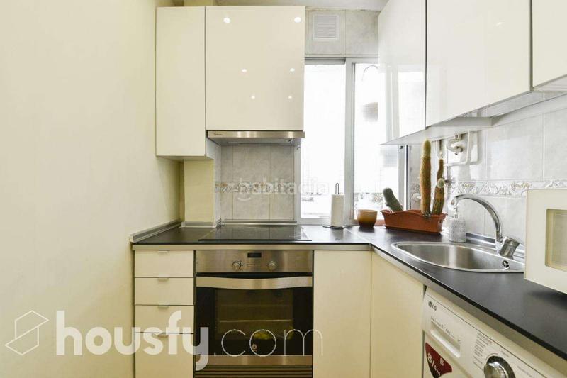 Foto cfb5bb35-102e-47b0-bc8a-4ecb20a974f7. Appartement dans c. rosario romero . dans Almenara-Ventilla Madrid