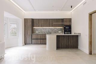 Appartement à Carrer de parís .