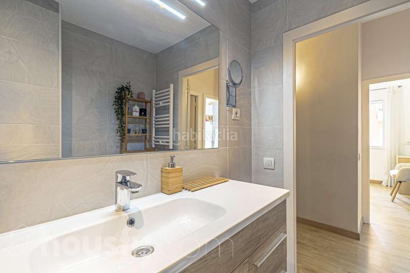 Foto 522b3414-4f5a-42ed-b4b9-f19753269997. Appartement dans carrer del rosselló . dans La Nova Esquerra de l´Eixample Barcelona