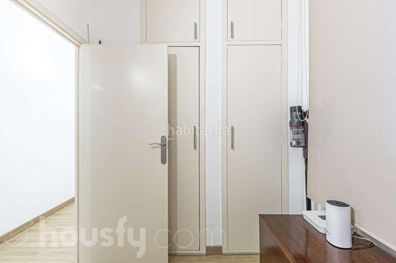 Foto 818269c8-fd45-4346-9d47-e6e91992d8ec. Flat in carrer del rosselló . in La Nova Esquerra de l´Eixample Barcelona