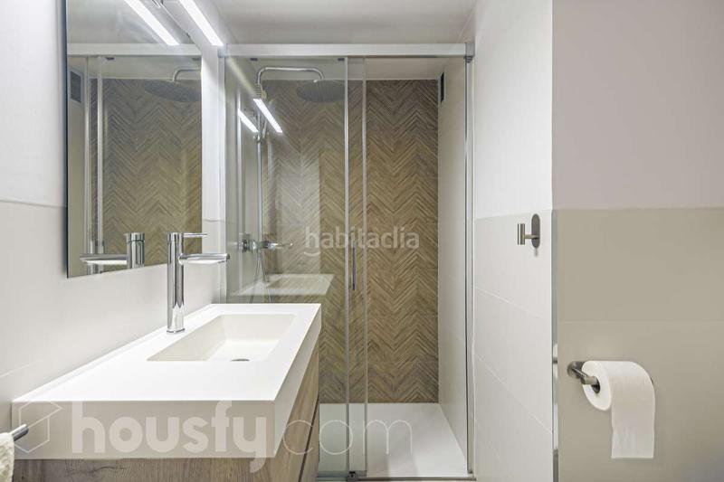 Foto 1c868b72-3e48-44a7-a93f-f4e8f41d273c. Piso en carrer del rosselló . en La Nova Esquerra de l´Eixample Barcelona