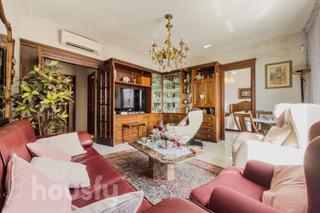 Flat in Avinguda Meridiana .