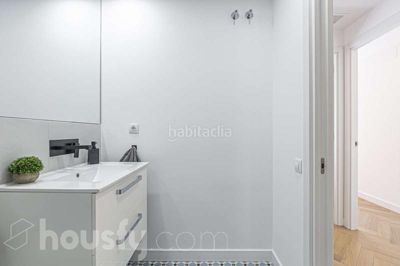 Foto c653f27d-7873-47a1-a6ff-710656916fc0. Appartamento in carrer de la creu dels molers . in Barcelona