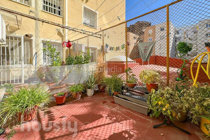 Foto 021806f0-ea47-4d9f-81e2-d9006dc6d8e5. Planta baja en calle lópez de hoyos . en Colina Madrid