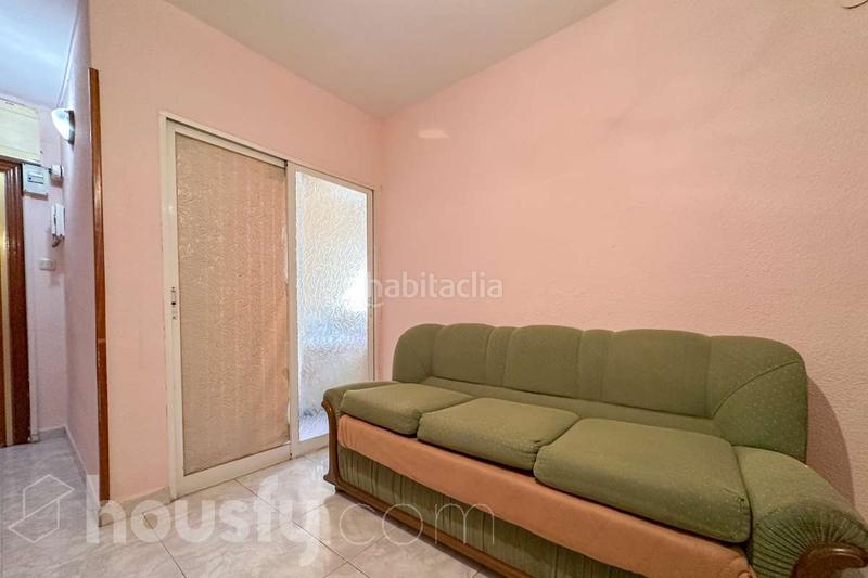 Foto 5a6e26a4-724a-4ba3-a5c8-31b0fca4b576. Planta baja en calle lópez de hoyos . en Colina Madrid