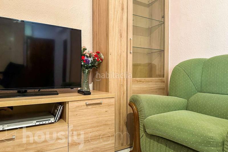 Foto 08dc78c9-7a86-4f0f-9d08-a77f3fe76f31. Rez-de-chaussée dans calle lópez de hoyos . dans Colina Madrid