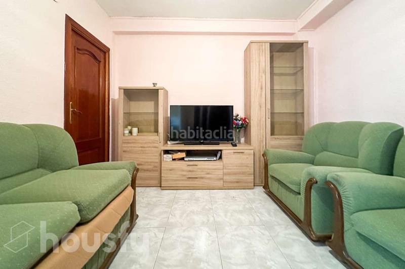 Foto 8d50f4b2-abd3-4a26-a42d-12d2a4b38307. Rez-de-chaussée dans calle lópez de hoyos . dans Colina Madrid