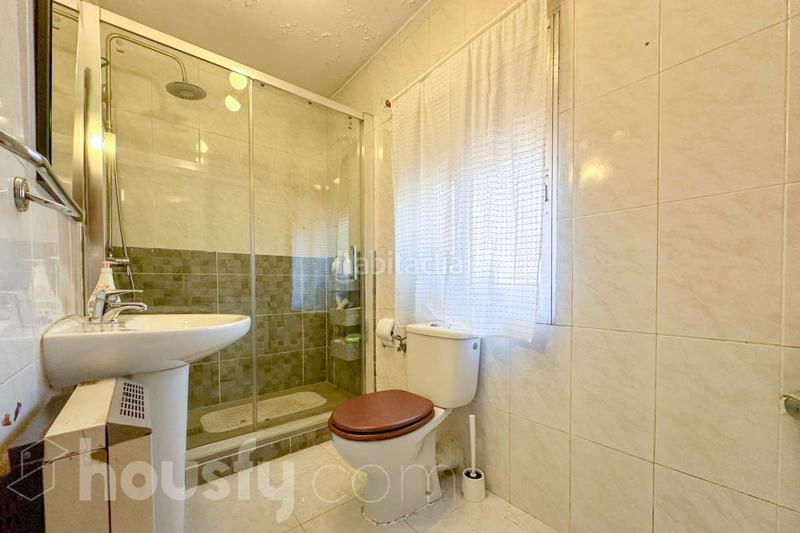 Foto 9539ac8c-fc6d-4106-ac67-3de2115cc758. Rez-de-chaussée dans calle lópez de hoyos . dans Colina Madrid